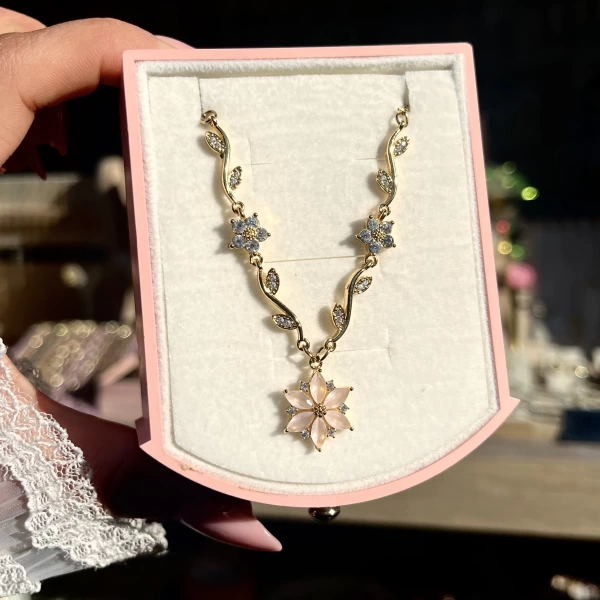 Soft Pembe Prenses Çiçeği Violet Kolye