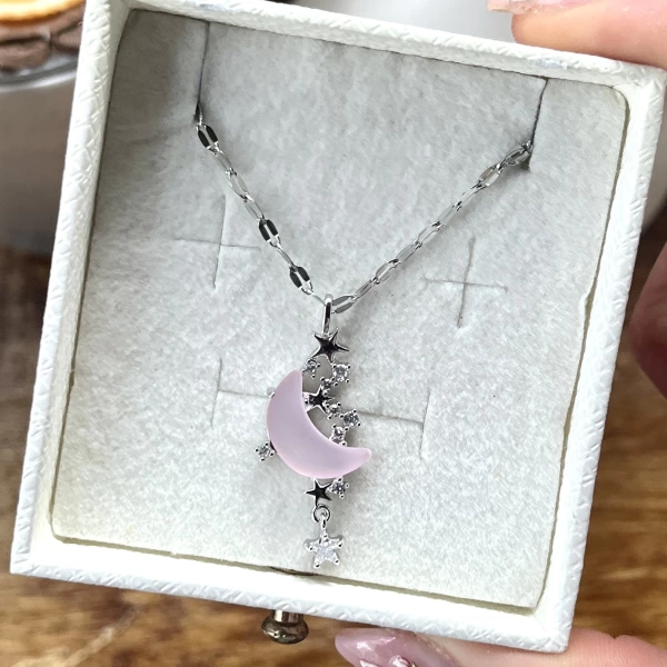 Tasarım Opal Pembe Hilal Kolye | Çelik