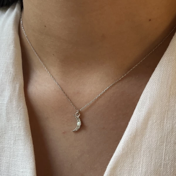 Taşlı Hilal Kolye I 925 Gümüş