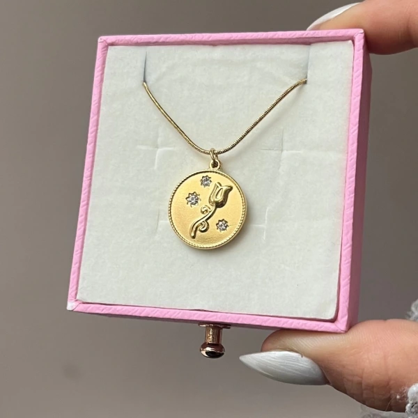 Tulip Medallion Kolye