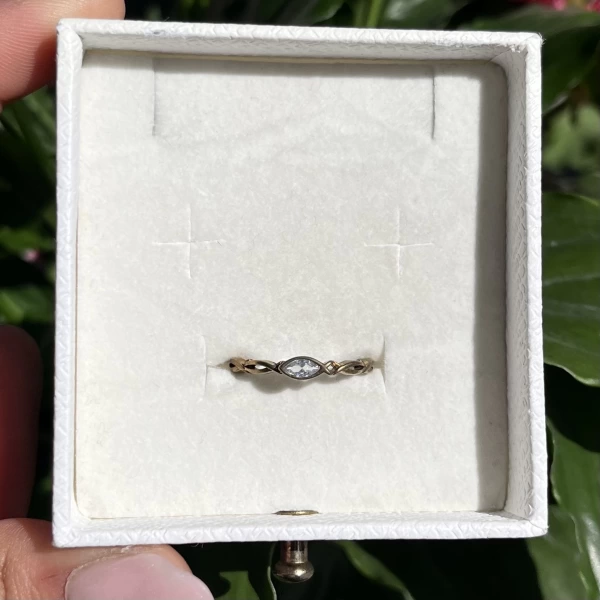 Beyaz Taşlı Mini Vintage Yüzük I Ham Pirinç