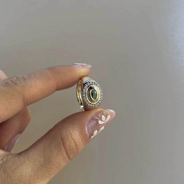 Yeşil Taşlı Oval Vintage Yüzük