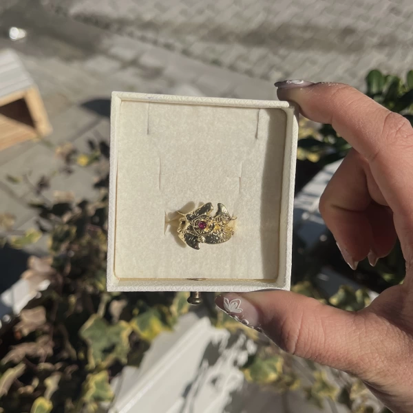 Kırmızı Taşlı Vintage Yüzük I 14 Altın Kaplama