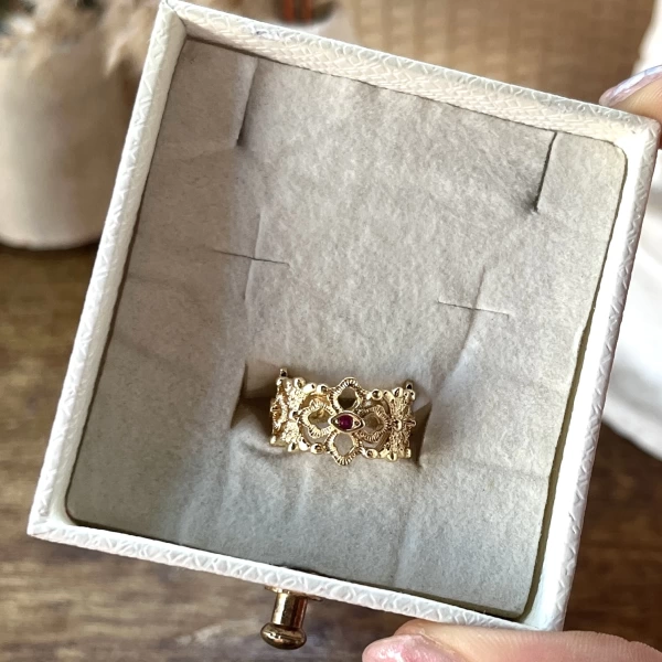 Bordo Taşlı Oymalı Vintage Yüzük I 14 Altın Kaplama