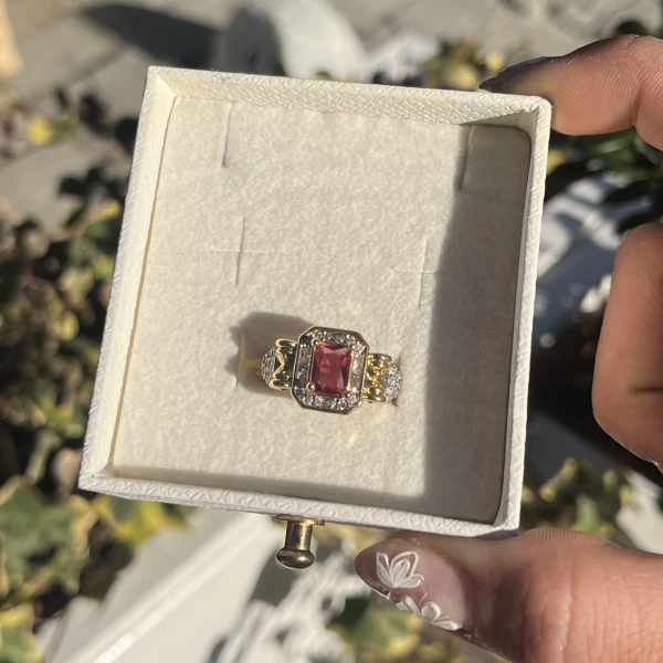 Kırmızı İri Taşlı Vintage Yüzük I 14 Altın Kaplama