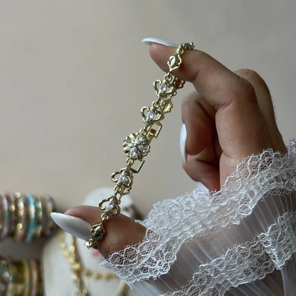 White Flower Bileklik