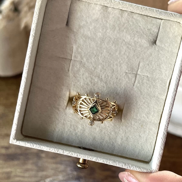 Yeşil Taşlı Vintage Yüzük I 14 Altın Kaplama