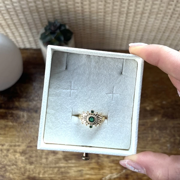 Yeşil Taşlı Vintage Yüzük I 14 Altın Kaplama