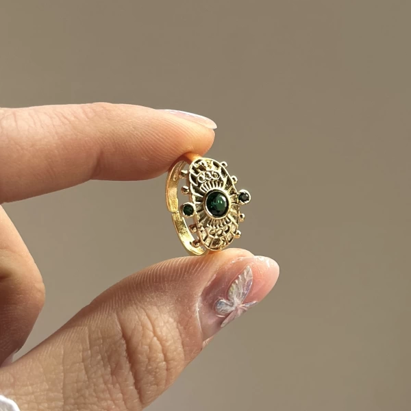 Yeşil Taşlı Vintage Yüzük I 14 Altın Kaplama