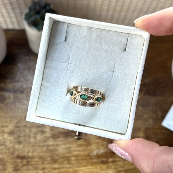 Yeşil Taşlı Vintage Yüzük I 14 Altın Kaplama