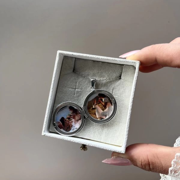 Yuvarlak Desenli Çift Fotoğraflı Kolye I Çelik