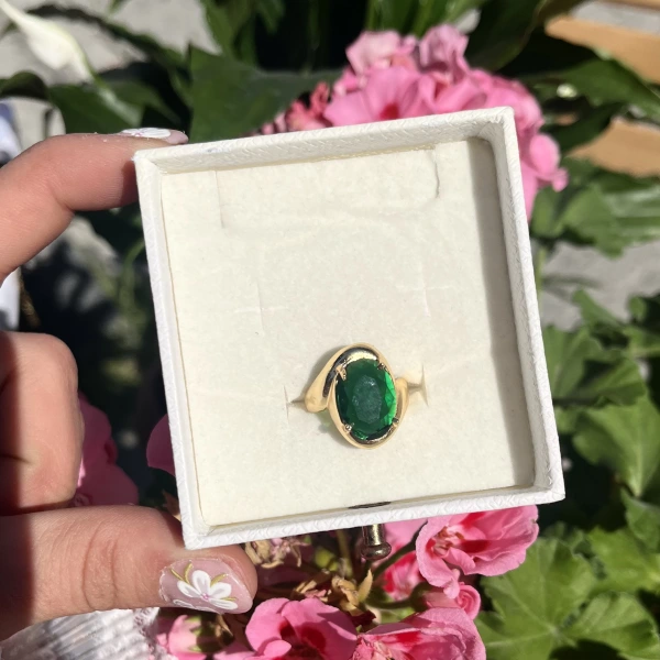 Yeşil Taşlı Oval Vintage Yüzük I Ham Pirinç