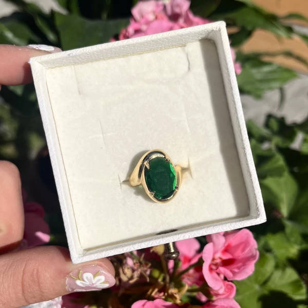 Yeşil Taşlı Oval Vintage Yüzük I Ham Pirinç