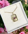 Kırmızı Kalpli Kapaklı Fotoğraflı Kolye (1,6 cm)