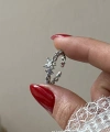 Flora Taşlı Yüzük