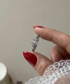 Flora Taşlı Yüzük