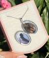 Oval Desenli Çift Fotoğraflı Kolye(2,3 cm)