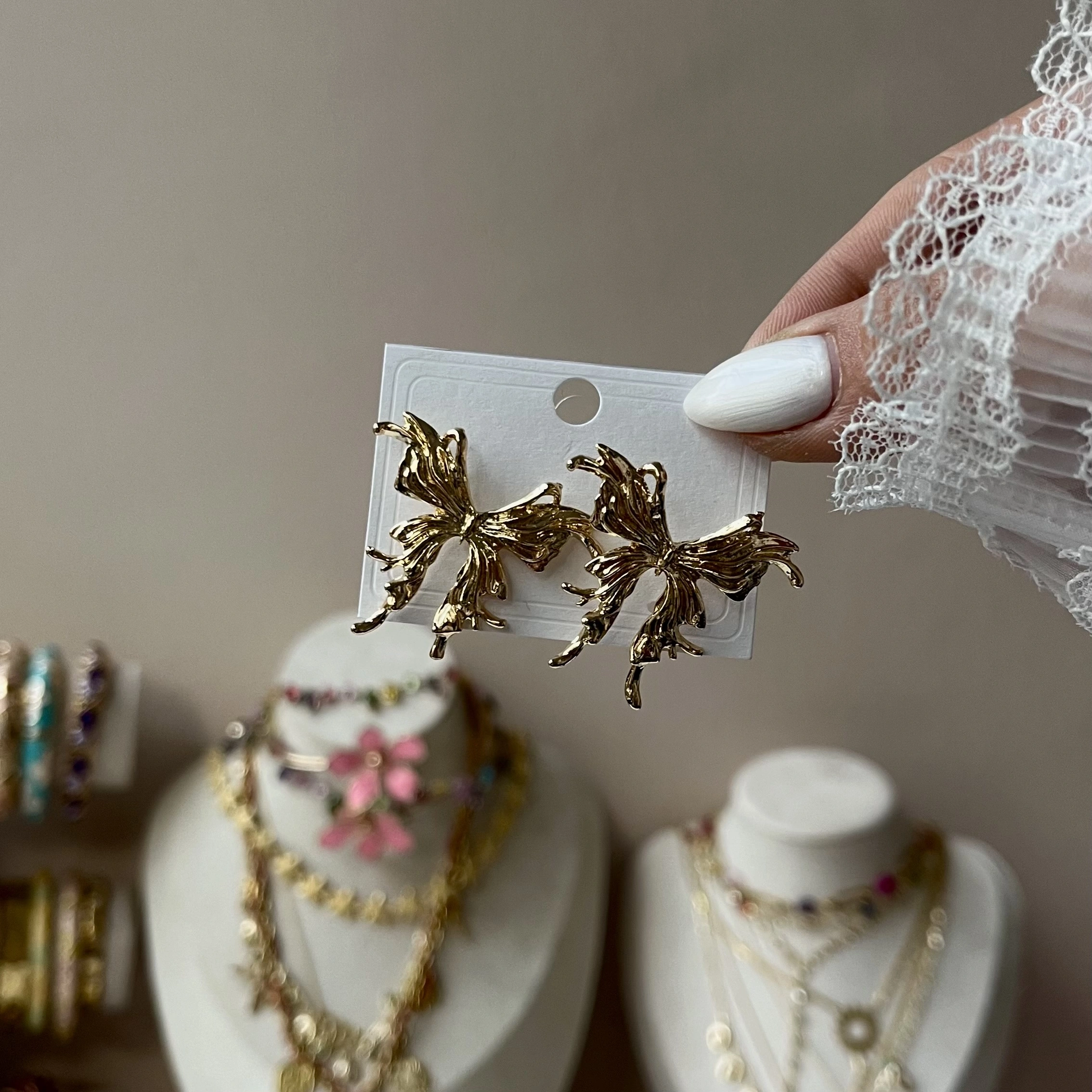 Antique Butterfly Küpe