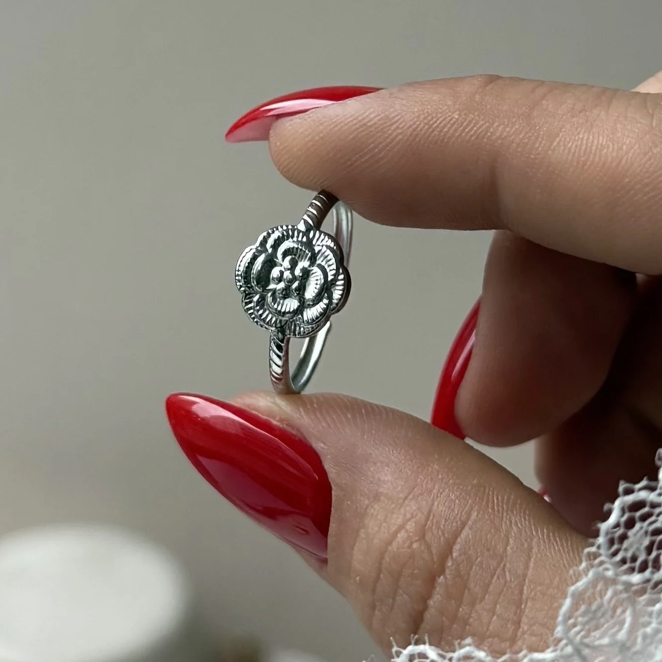 Antique Rose Yüzük