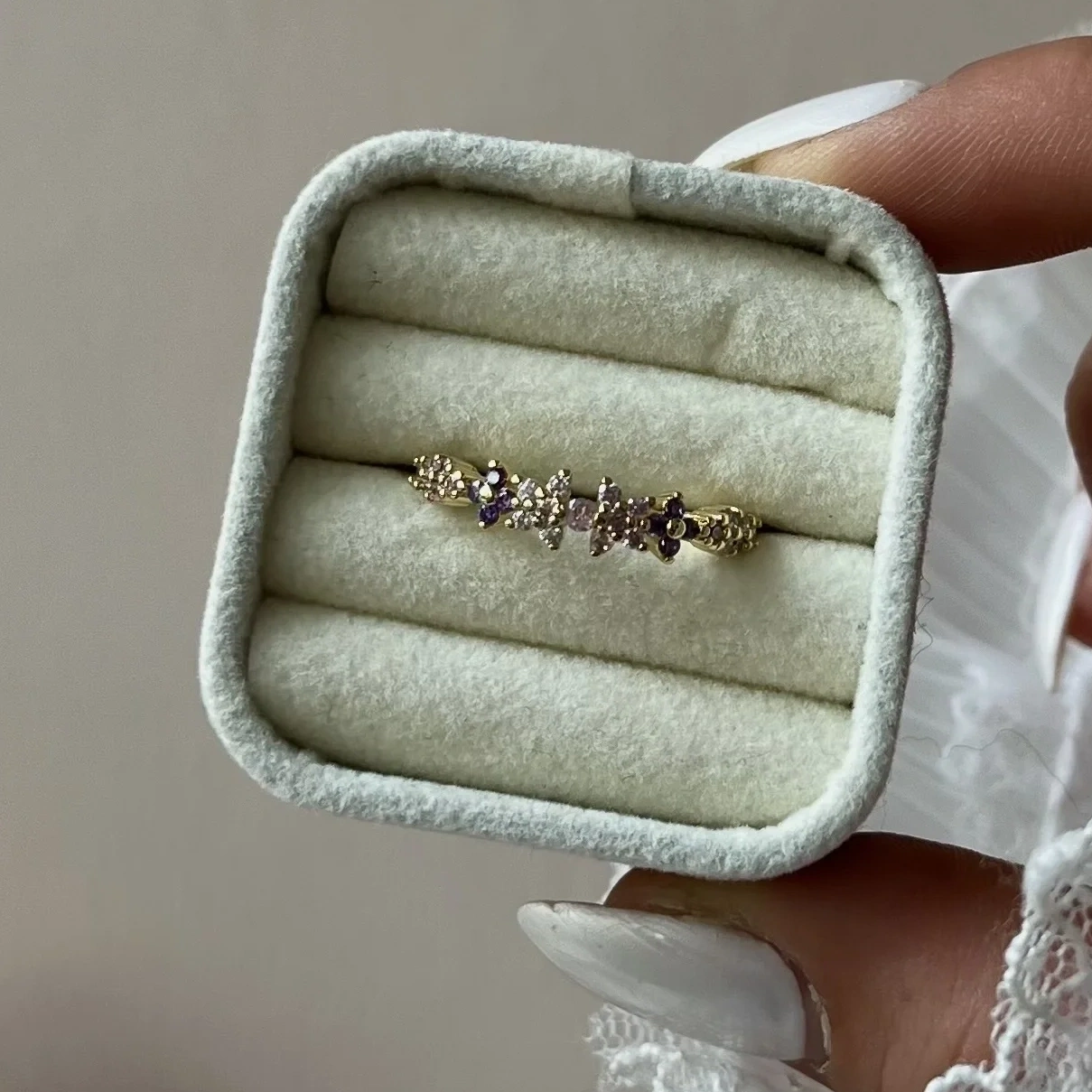 Lilac Glow Yüzük