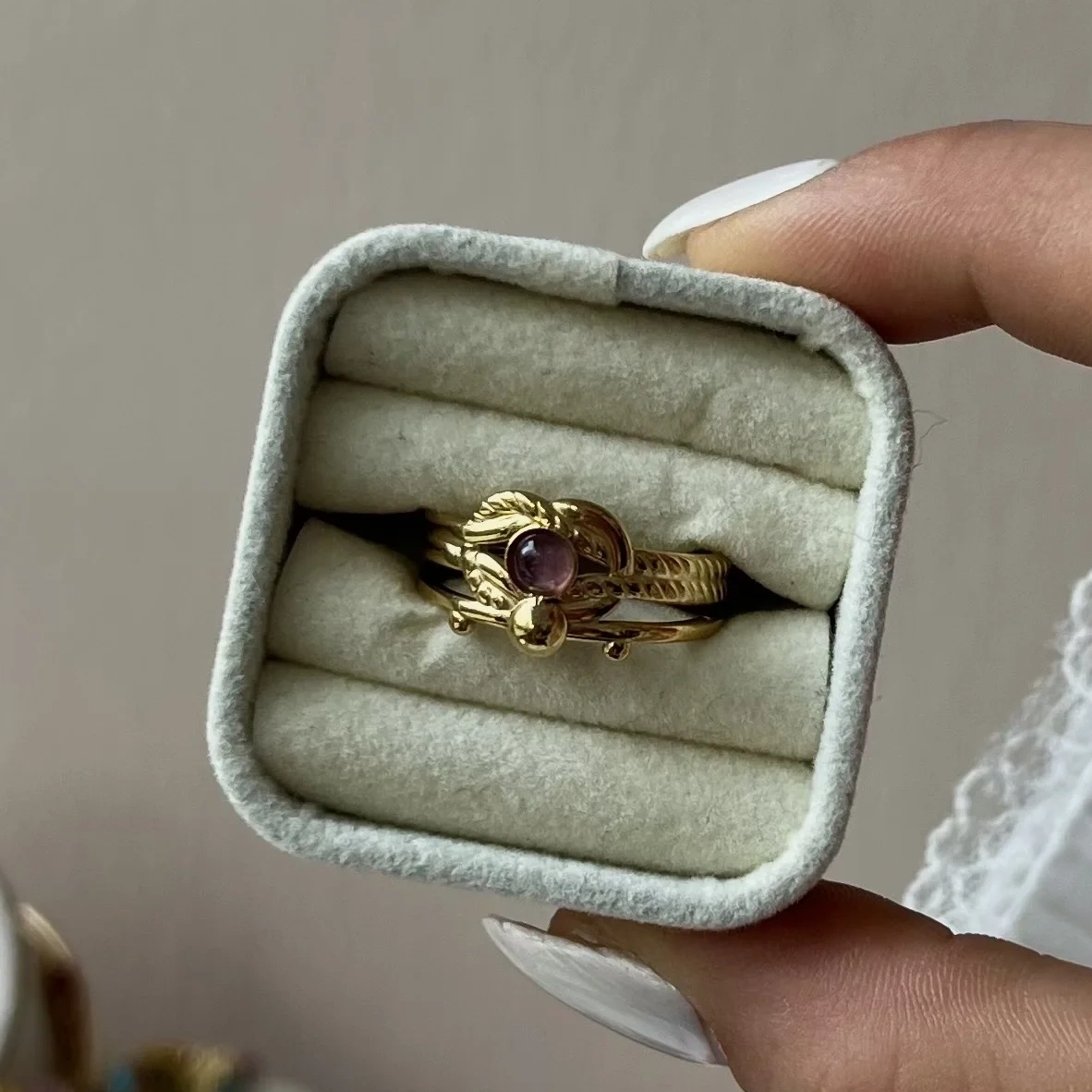 Violet Gem Yüzük