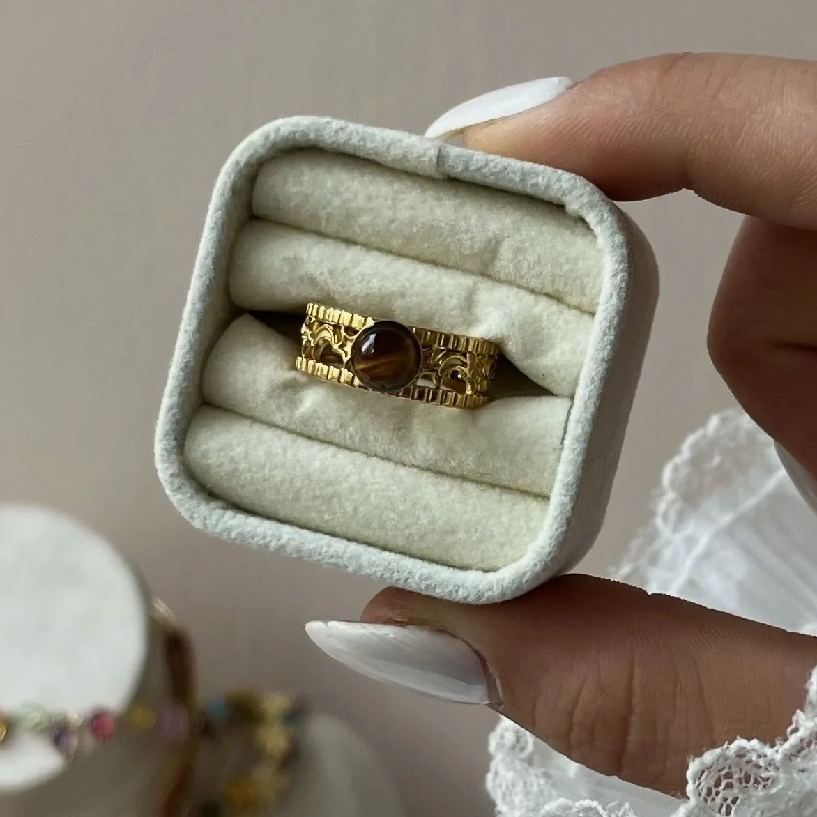 Brown Jewel Yüzük
