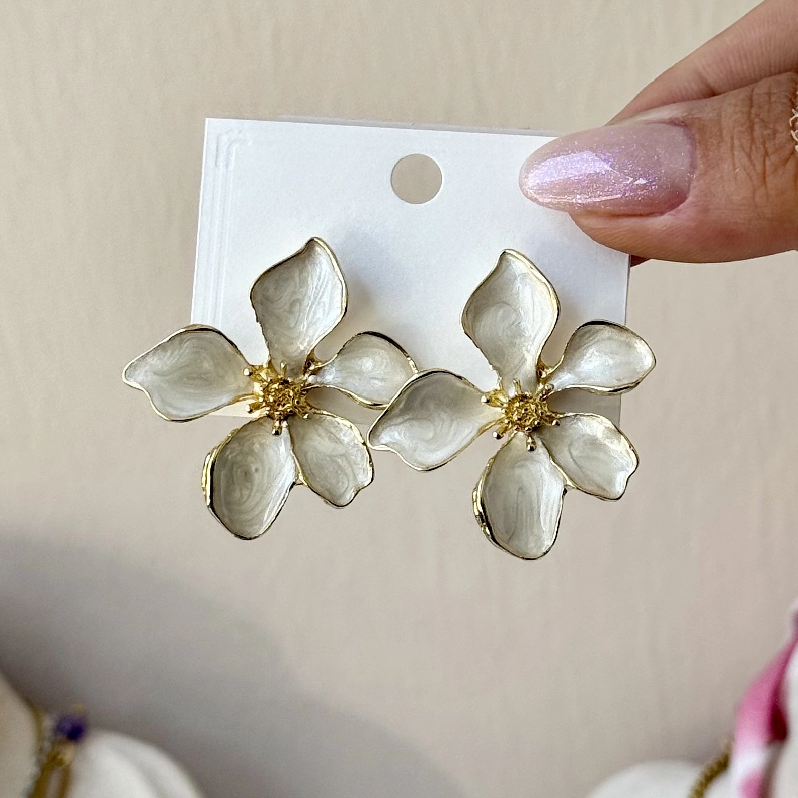Pearl Bloom Küpe