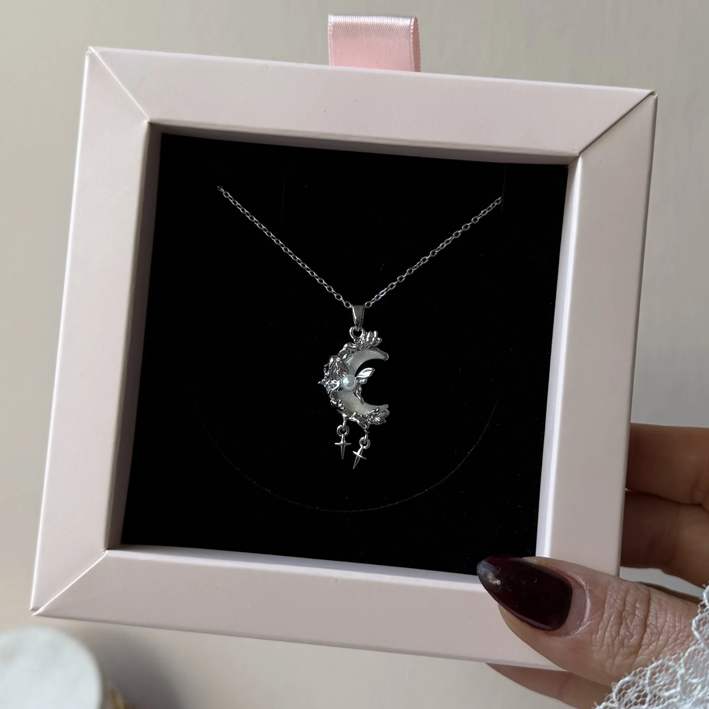 Moon Pearl Drop Kolye