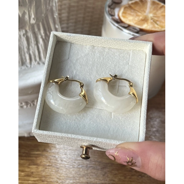 Beyaz Akik Taşlı Vintage Küpe
