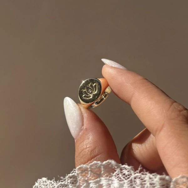 Lotus Yüzük