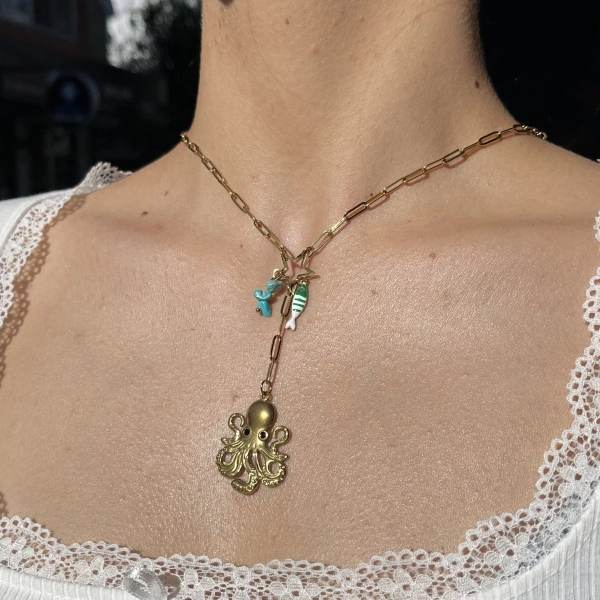 Ahtapot Charmlı Çok Objeli Kolye