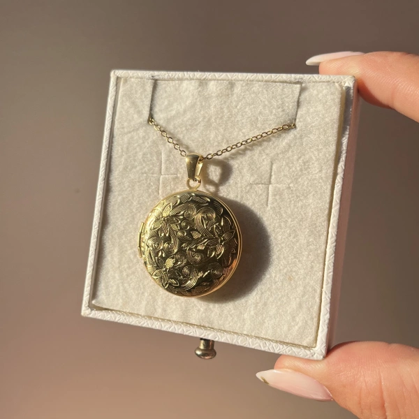 Çift Fotoğraflı Desenli Yuvarlak Kapaklı Kolye (2 cm)