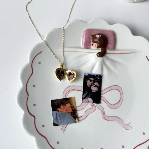 Kalp Şeklinde Fotoğraflı Kolye