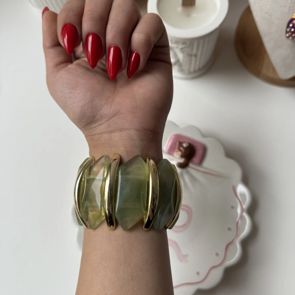 Velvet Green Gold Detaylı Bileklik