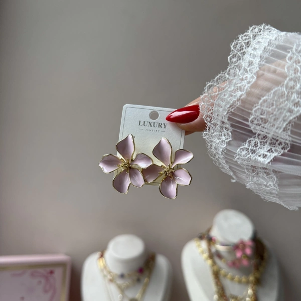 Blush Flower Küpe