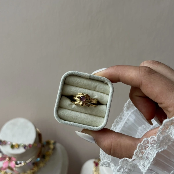 Violet Gem Yüzük