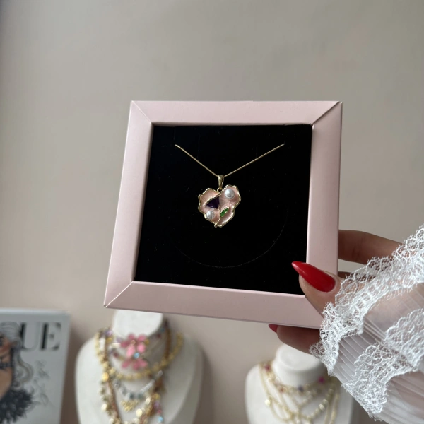Flower Heart Kolye