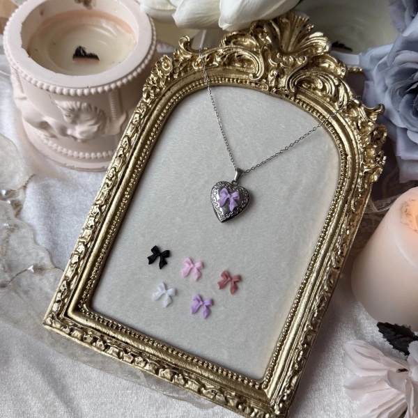 Fiyonk Charmlı Fotoğraflı Kolye ( 1.5 cm )