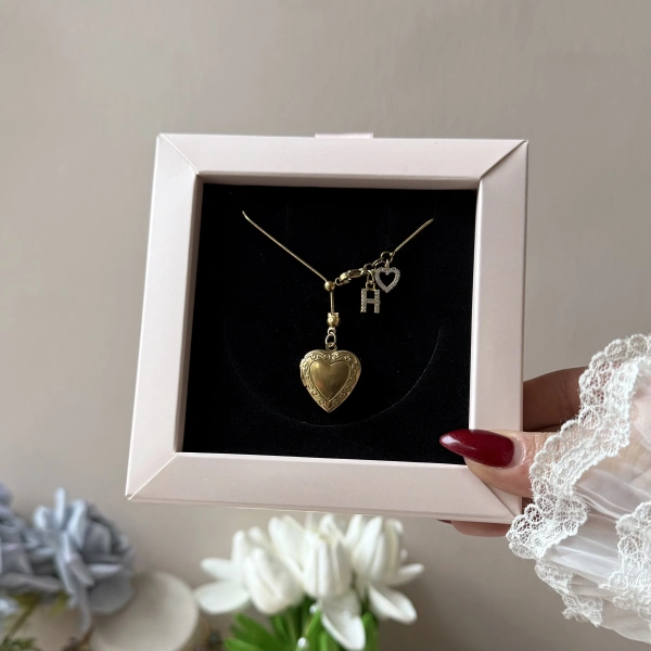 Harfli Asansörlü Fotoğraflı Kolye ( 1,5 cm )