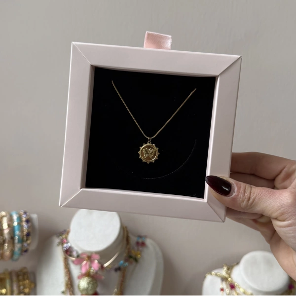 Butterfly Locket Kolye
