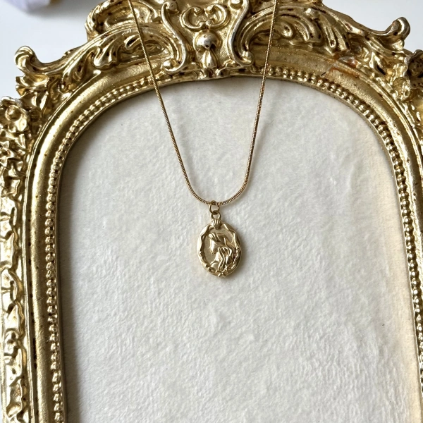Ariel Vintage Kolye