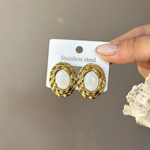 Vintage İnci Oval Küpe
