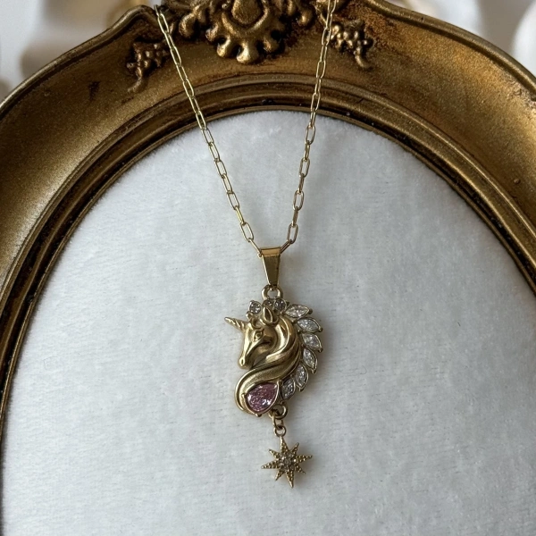 Kuzey Yıldızlı Unicorn Kolye