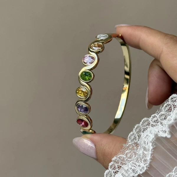 Renkli Oval Taşlı Kelepçe