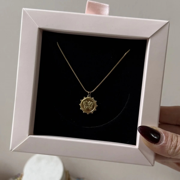 Butterfly Locket Kolye