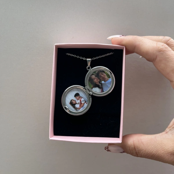 Çift Fotoğraflı Yuvarlak Kapaklı Kolye (2 cm)
