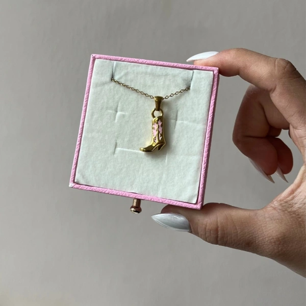 Cowgirl Locket Kolye