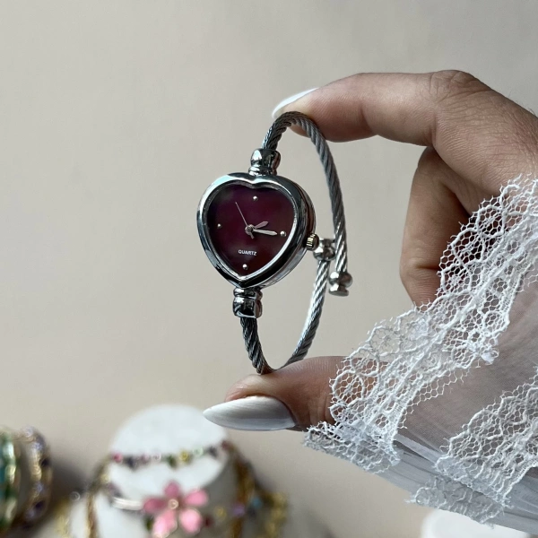 Bordo Kalp Ekran Kelepçe Saat