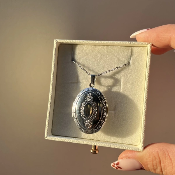 Fotoğraf ve Yazılı Oval Kapaklı Kolye (2,3 cm)