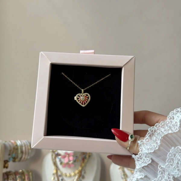Locked Heart Kolye